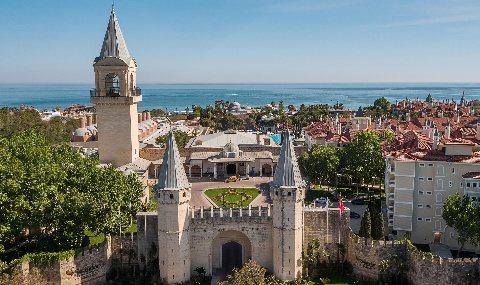 Topkapi Palace with Spice Market